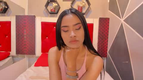 Karol online show from 11-18-25, 12:20