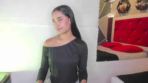 Karol online show from 06-26-26, 01:04