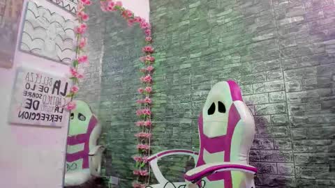 KAROLL online show from 02-20-26, 12:38