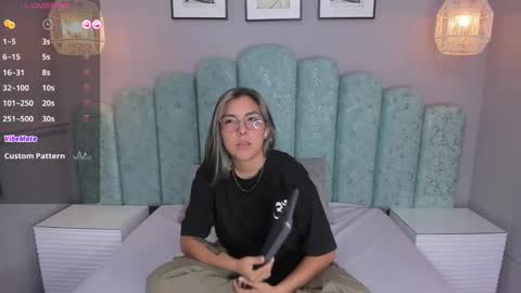 Karol Santos online show from 12-30-24, 07:15