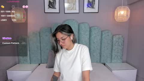 Karol Santos online show from 02-20-25, 07:23