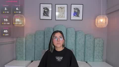 Karol Santos online show from 03-09-25, 03:22