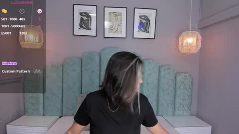 Karol Santos online show from 03-11-25, 03:48