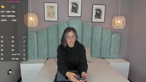 Karol Santos online show from 09-09-25, 04:12