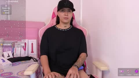 Karol online show from 03-06-25, 07:54