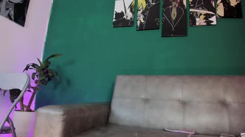 Snapshot of karolsweet_ chatting on 02-02-25, 04:00 KarolSweet online show from 02-02-25, 04:00