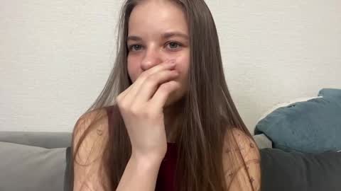 Lia online show from 04-19-26, 04:06