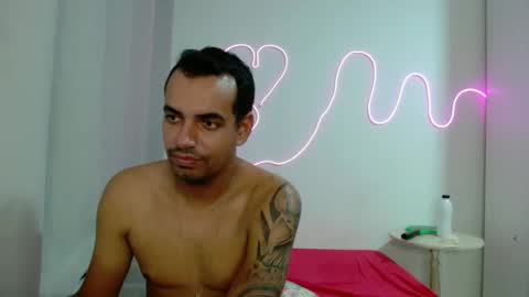 Tamires e Maicon online show from 01-25-25, 09:46
