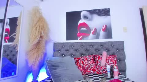 Snapshot of kasandra_hotsex chatting on 12-19-24, 07:18 Kasandra online show from 12-19-24, 07:18