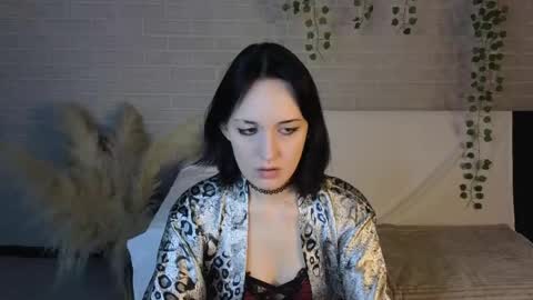 Snapshot of kaseykittenn chatting on 05-05-26, 01:02 Kasey online show from 05-05-26, 01:02