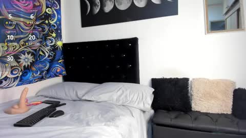 Kassandra  online show from 02-11-25, 10:59