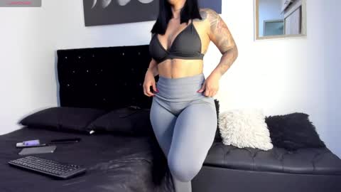 Snapshot of kassandra11_ chatting on 05-15-26, 08:49 Kassandra online show from 05-15-26, 08:49