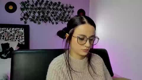 kassandra james online show from 12-02-24, 12:09