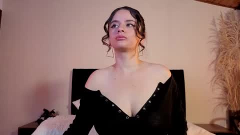 kassandra james online show from 05-11-26, 11:05