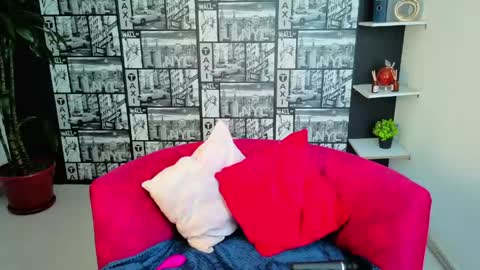 kassandra james online show from 05-26-26, 01:18