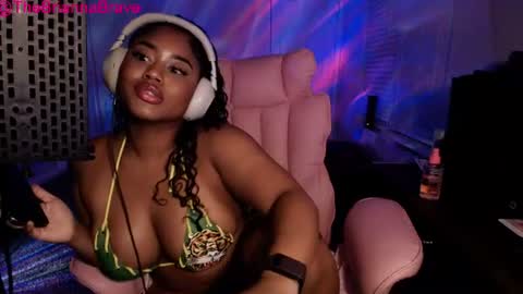 Snapshot of kat2025 chatting on 07-07-26, 06:47 BriannaBrave online show from 07-07-26, 06:47