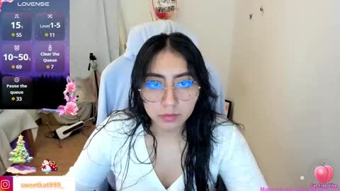 Kat       online show from 12-17-24, 03:39