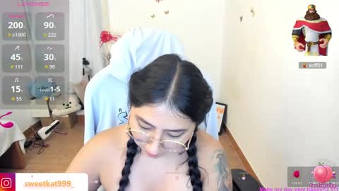 Kat       online show from 02-01-25, 07:13