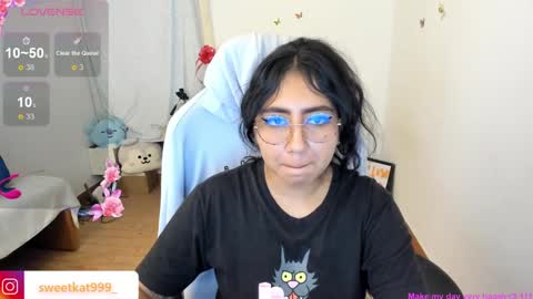 Kat       online show from 02-15-25, 07:17