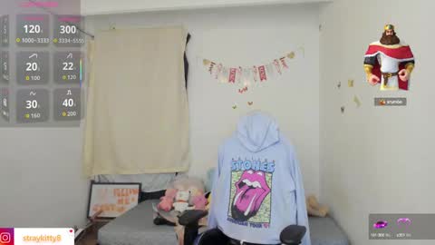 Kat       online show from 09-25-25, 02:15