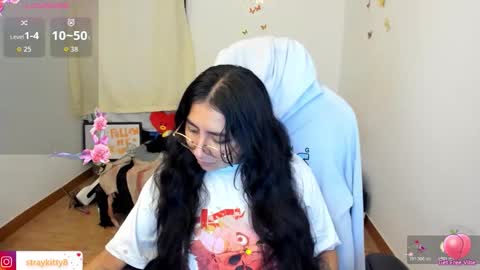 Kat       online show from 10-17-25, 01:03