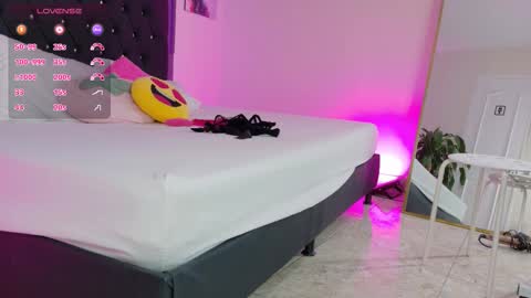 kataaleya__12 online show from 11-24-25, 11:43