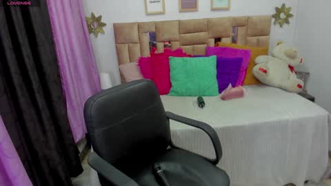 kataleya online show from 01-13-25, 08:48