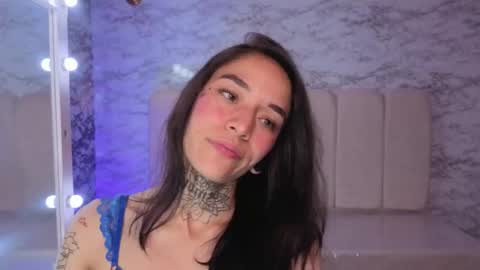 kataleya_t online show from 10-15-25, 04:01