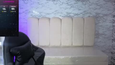 kataleya_t online show from 11-08-25, 04:01