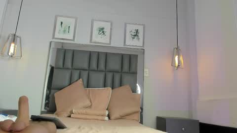 kataleya_west online show from 05-25-26, 08:04