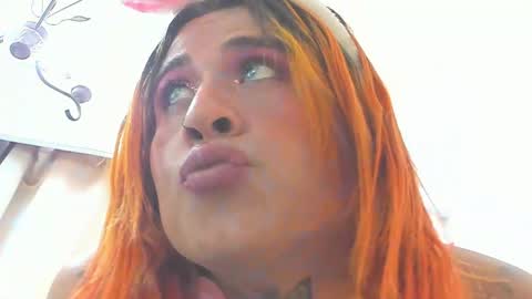 kataleya_zuluaga online show from 02-05-25, 05:20