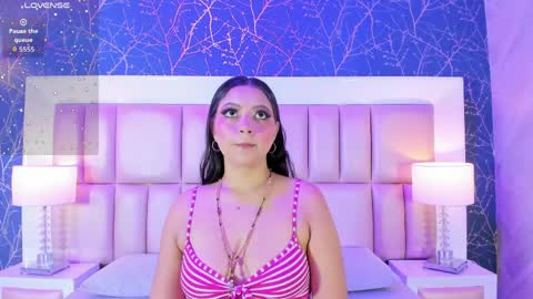 Kiara  online show from 04-10-26, 11:37