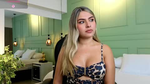 Kat online show from 09-13-25, 11:43