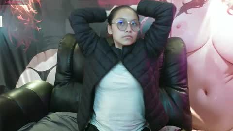 Katalina online show from 10-20-25, 04:18