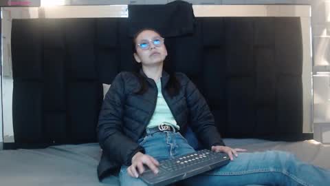 Katalina online show from 02-05-26, 02:33