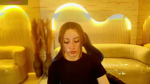 Katalina  online show from 06-20-26, 02:58