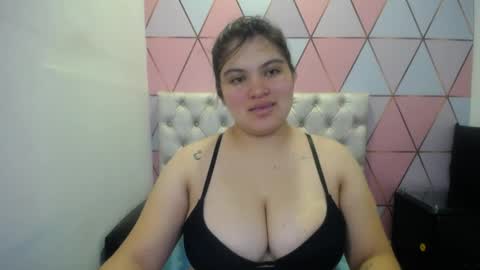 Snapshot of katalina_santana25 chatting on 04-01-26, 07:22 katalina santana25 online show from 04-01-26, 07:22