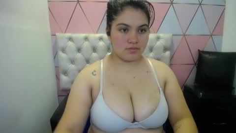 Snapshot of katalina_santana25 chatting on 04-11-26, 07:18 katalina santana25 online show from 04-11-26, 07:18