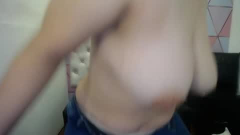 Snapshot of katalina_santana25 chatting on 04-12-26, 04:56 katalina santana25 online show from 04-12-26, 04:56