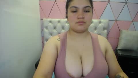 Snapshot of katalina_santana25 chatting on 04-21-26, 07:50 katalina santana25 online show from 04-21-26, 07:50