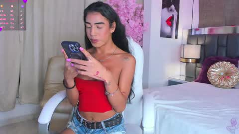 Kata Millants online show from 02-13-25, 04:54