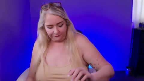 Kat D Sinclair online show from 03-01-26, 03:47