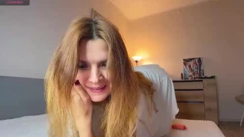 Kate online show from 11-03-25, 11:00