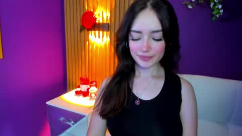 Snapshot of kate_amaretto chatting on 03-08-25, 12:00 Kate online show from 03-08-25, 12:00