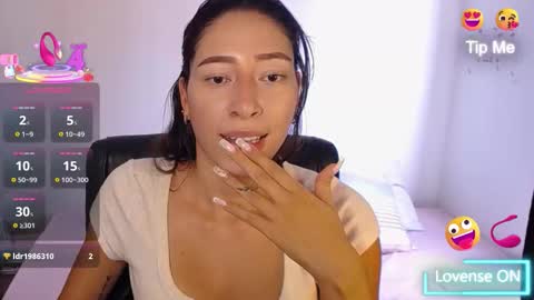 Snapshot of kate_arden chatting on 10-04-25, 04:49 Carla Palmer online show from 10-04-25, 04:49