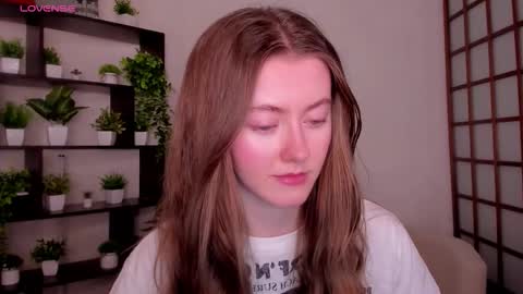 Kate online show from 12-16-25, 02:27