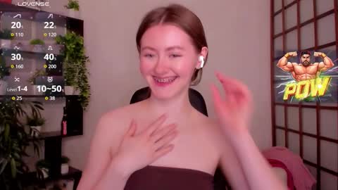 Snapshot of kate_cuddle chatting on 03-16-26, 05:44 Kate online show from 03-16-26, 05:44