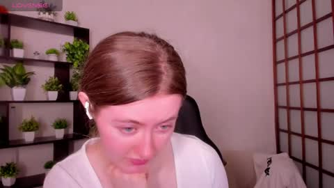 Kate online show from 05-08-26, 02:28