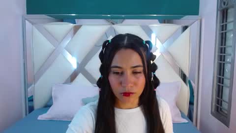 KATE online show from 02-25-26, 12:37