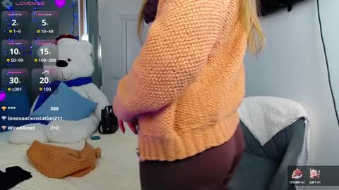 Snapshot of kate_jonson chatting on 12-29-24, 12:34 .Be kind and gentle with me and I will do my best for you. online show from 12-29-24, 12:34